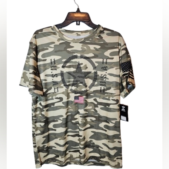 Striker Camouflage Polyester Men's T-Shirt Size Large NWOT - Picture 1 of 8